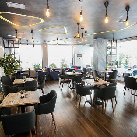 Lubjana Hotel Durrës Eksteriør billede