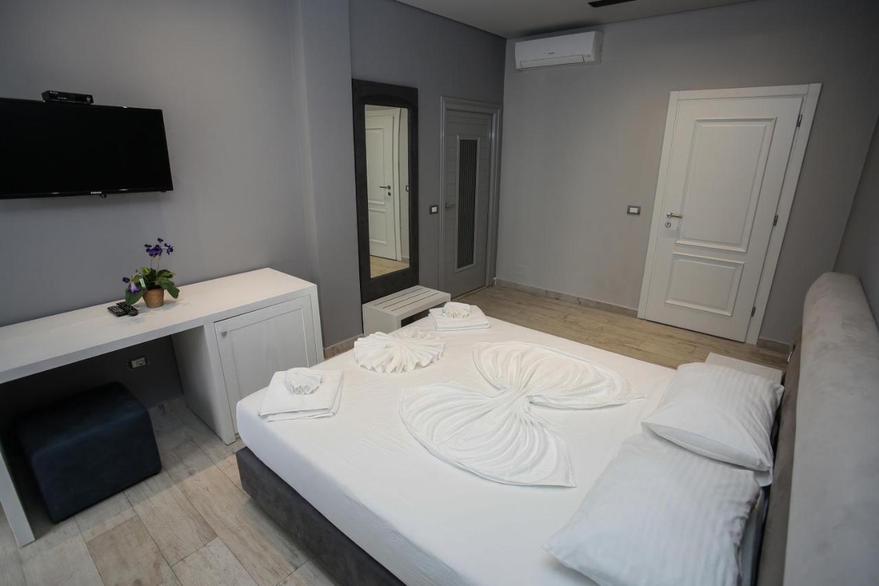 Lubjana Hotel Durrës Eksteriør billede