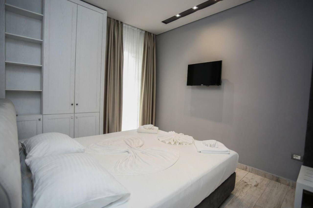 Lubjana Hotel Durrës Eksteriør billede