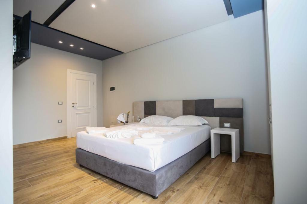 Lubjana Hotel Durrës Eksteriør billede
